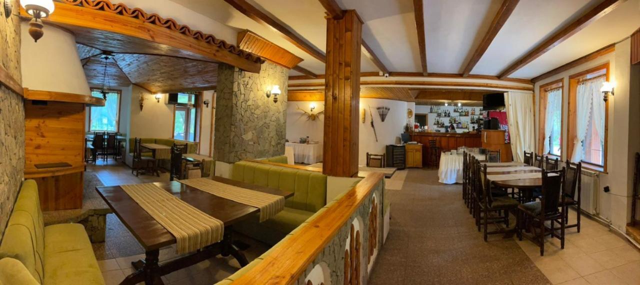 Hotel Paradise Place Kalofer Luaran gambar
